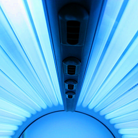 Are people still using sunbeds? Image