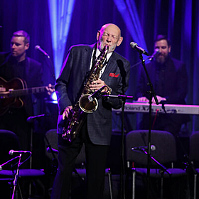 Showband Legend Paddy Cole has died Image