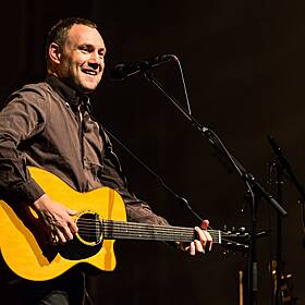 David Gray Expresses His Love For The Irish People Image