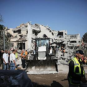 Israel & Iran exchange salvos as all-out war looms large Image