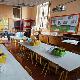 Schools still under financial pressure despite government schemes Image