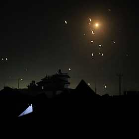 Iran launched a massive missile attack on Israel Image