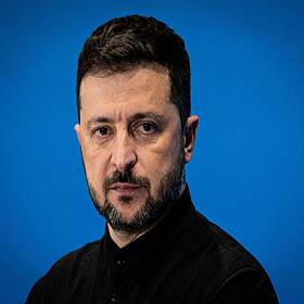 Can Volodymir Zelensky regain public support? Image