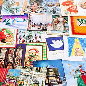 Study finds 'correlation between depression and not sending Christmas cards' Image