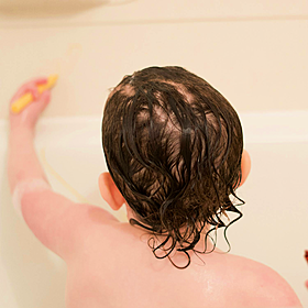 Parenting: My toddler is afraid of bathing Image