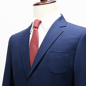 Should we not wear a suit to a job interview? Image