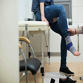 Ask the Expert: Aches, pains, arteritis and joint replacements Image