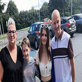 This Limerick Family's Prank Had Us All HOWLING Image