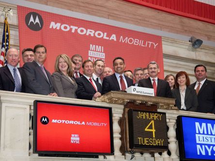 Motorola splits into two companies