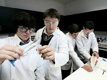 CRANN package to introduce nanoscience to Irish classrooms