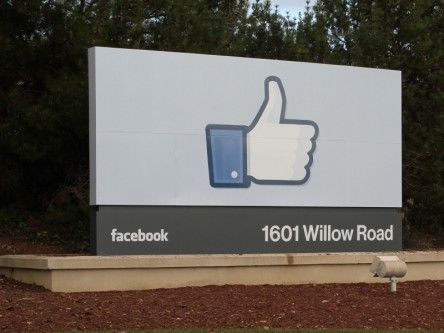 Facebook gives mobile the thumbs up: ‘Like’ integration now available in apps