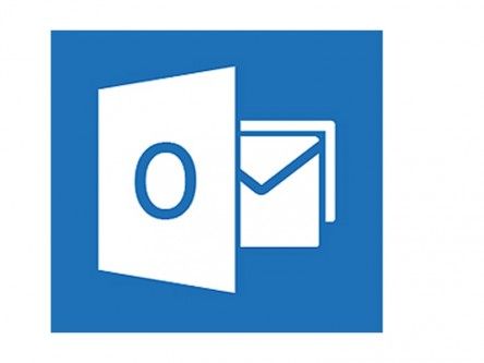 Microsoft launches Outlook.com, more than 1m users follow (video)