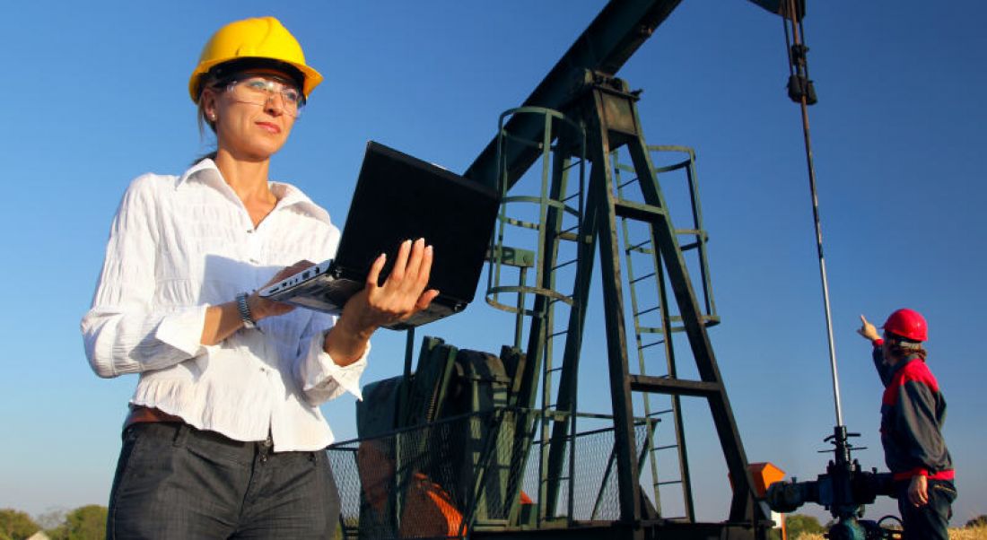 Women land 46pc of new oil industry jobs in US