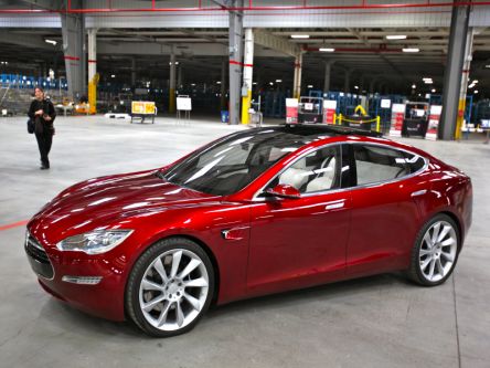 Tesla partners with Panasonic to build massive Gigafactory for batteries