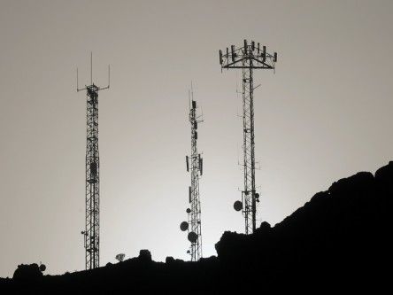 Fake mobile phone towers sucking in data across US