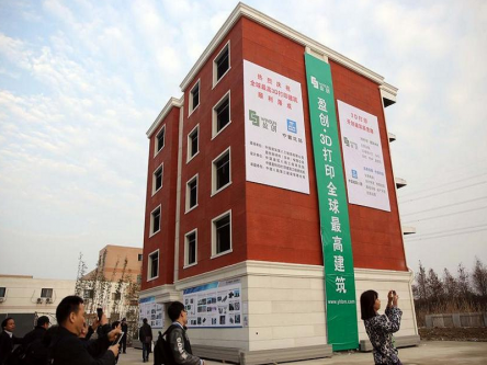 Chinese company builds 3D-printed apartment block