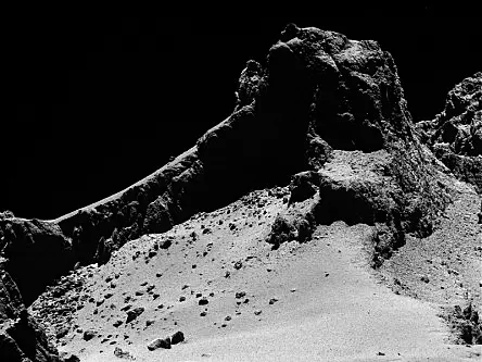 New hi-res Rosetta comet images reveal its ancient past and violent future