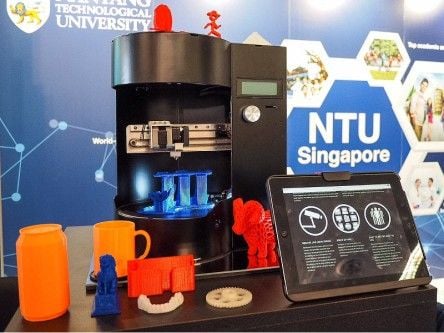 University start-up reveals world’s first all-in-one compact 3D printer and rotary scanner