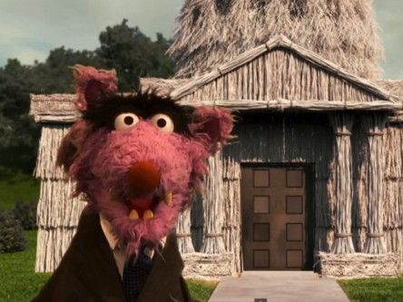 Gigglebit: Sesame Street: House of Bricks (House of Cards Parody)