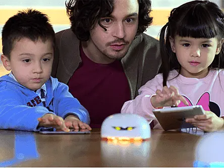 Meet Vortex, a robot that wants to teach kids to code