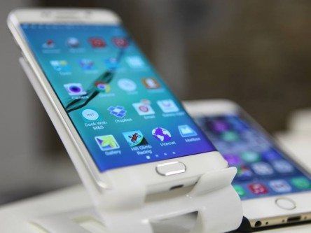 iPhone 6 takes twice as long to charge as Samsung Galaxy S6