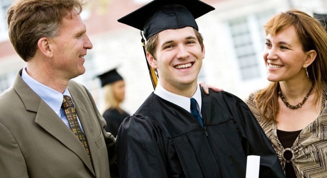 Promotion: graduate with parents