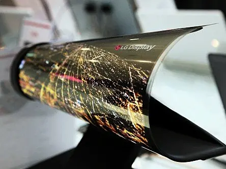 CES 2016 hype begins with 18-inch foldable LG TV screen