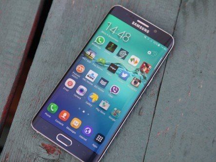 Samsung Galaxy S7: 5.7in screen, wait, no, 5.5in screen, wait…