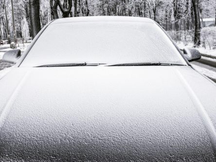 This winter, you’ll want this guy’s new car defroster method