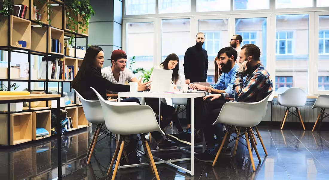 The ultimate new employee checklist for when you’re hiring