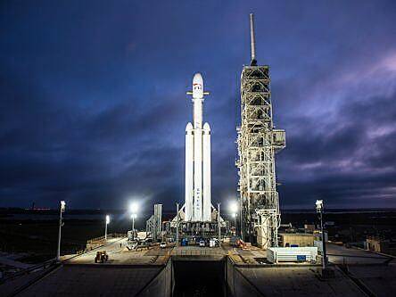 4 cool things to know about SpaceX’s Falcon Heavy test flight