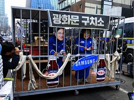 Samsung heir Jay Y Lee freed from South Korean jail