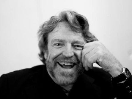 Internet visionary and EFF co-founder John Perry Barlow dies