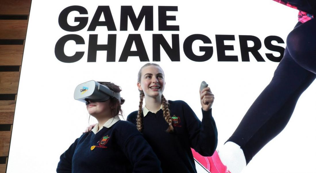 From left: Students Melody McGuirk and Michaela Doran demonstrating a VR headset.