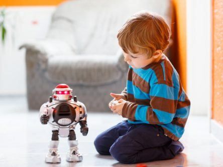 Should kids play with Lego rather than smart toys?