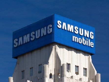 Samsung follows in Apple’s footsteps with dire sales warning