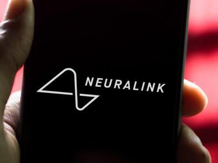 Neuralink shows patient playing online chess with his mind