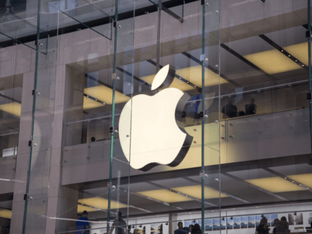 Apple becomes the first US company to be valued at $2trn