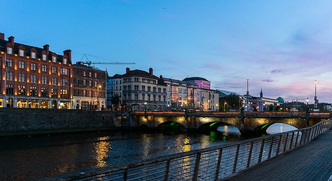 Dublin and the Liffey river at dusk.