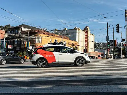 Driverless Cruise cars hold up traffic for hours at San Francisco intersection