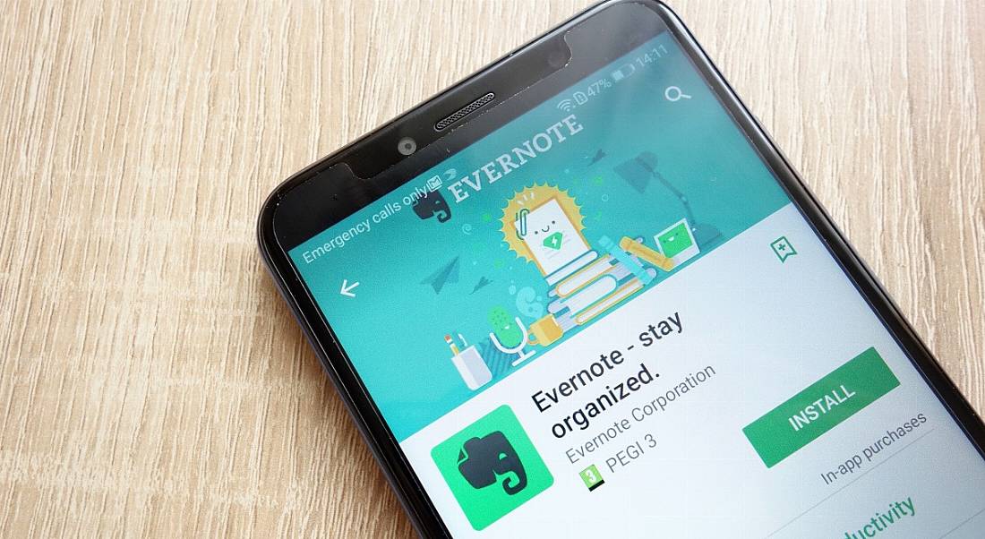 A smartphone displaying the Evernote app install page on Google Play store.