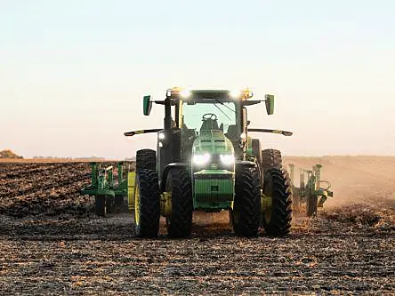 John Deere to roll out autonomous tractor that lets farmers leave the field