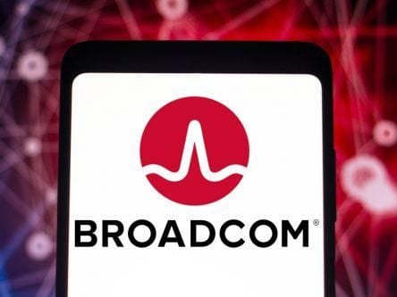 Broadcom shifts VMware licensing to a subscription model