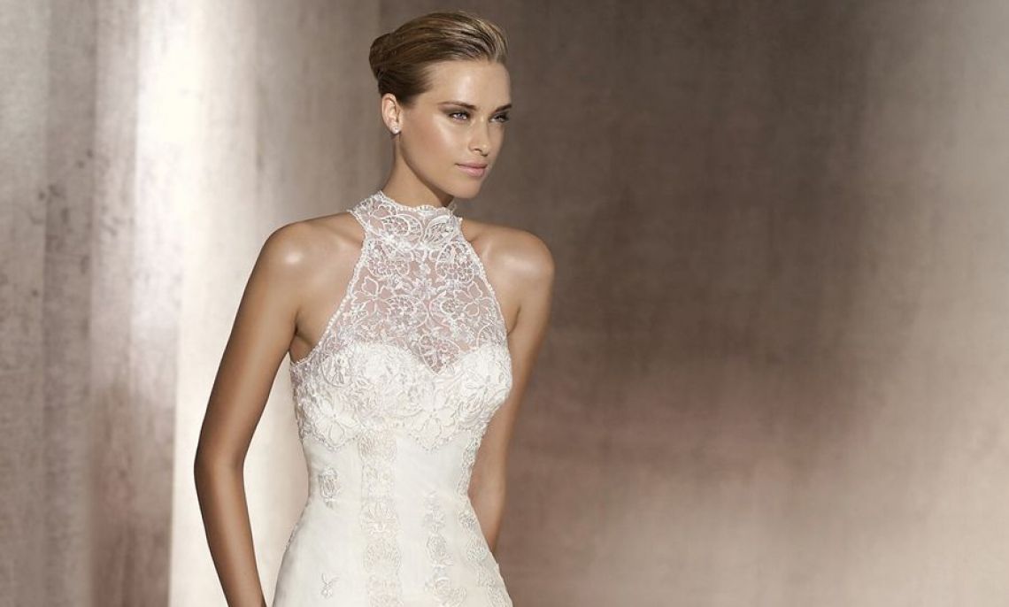 HIGH NECKLINE TREND | SocialAndPersonalWeddings.ie