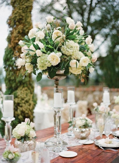 Table setting flowers.