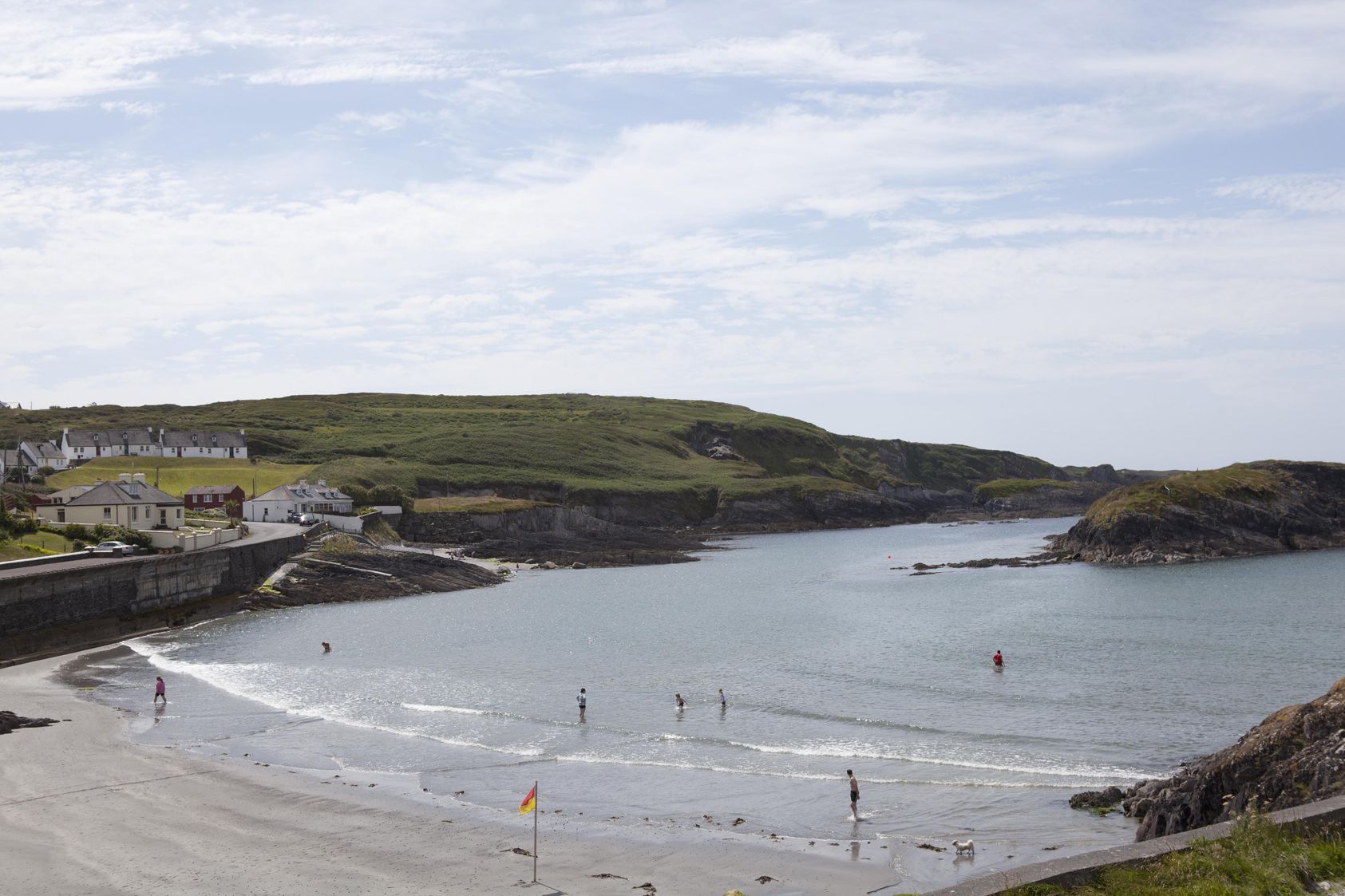 Tragumna beach: bathers advised not to swim until further notice