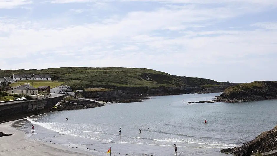 Warning to bathers in Tragumna as high levels of bacteria detected Image