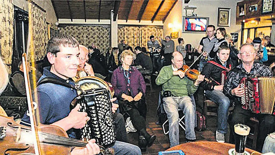 Strong line up for third Glengarriff trad weekend Image
