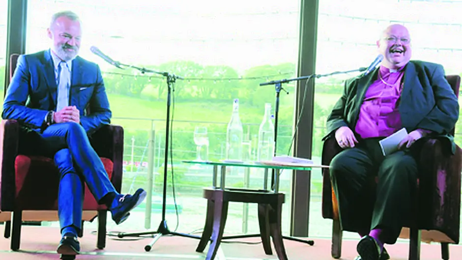 The bishop and the actor put on a great nights entertainment Image