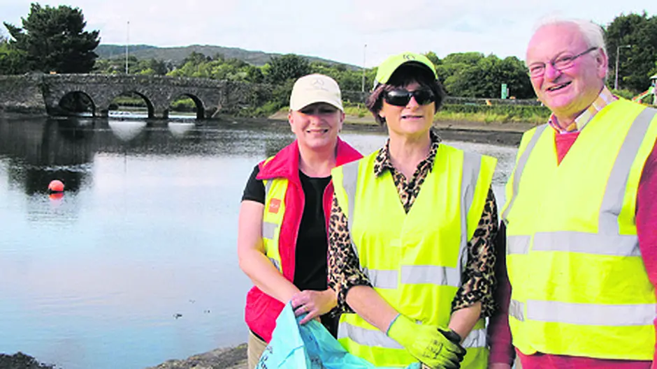 More than just picking up litter Image